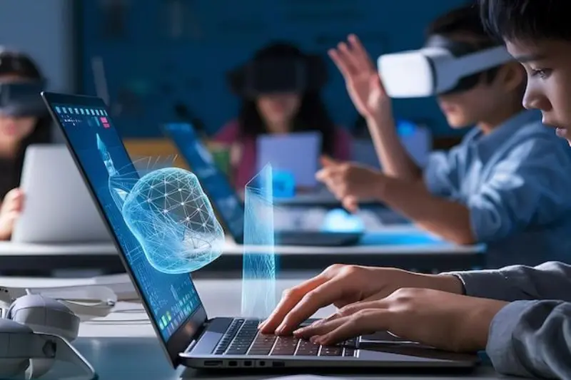 what is techhence com